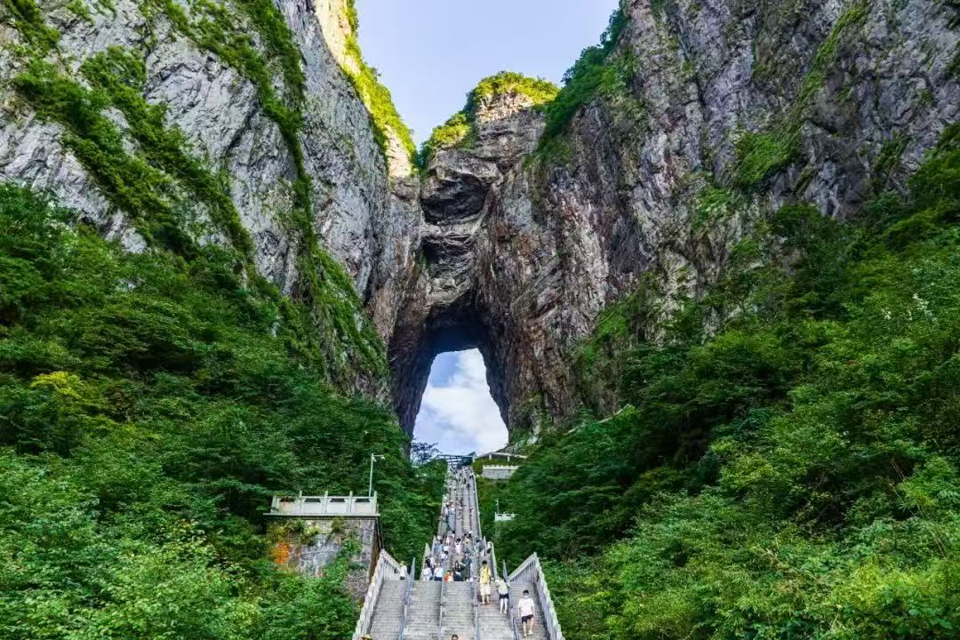最新张家界市情（简约版）