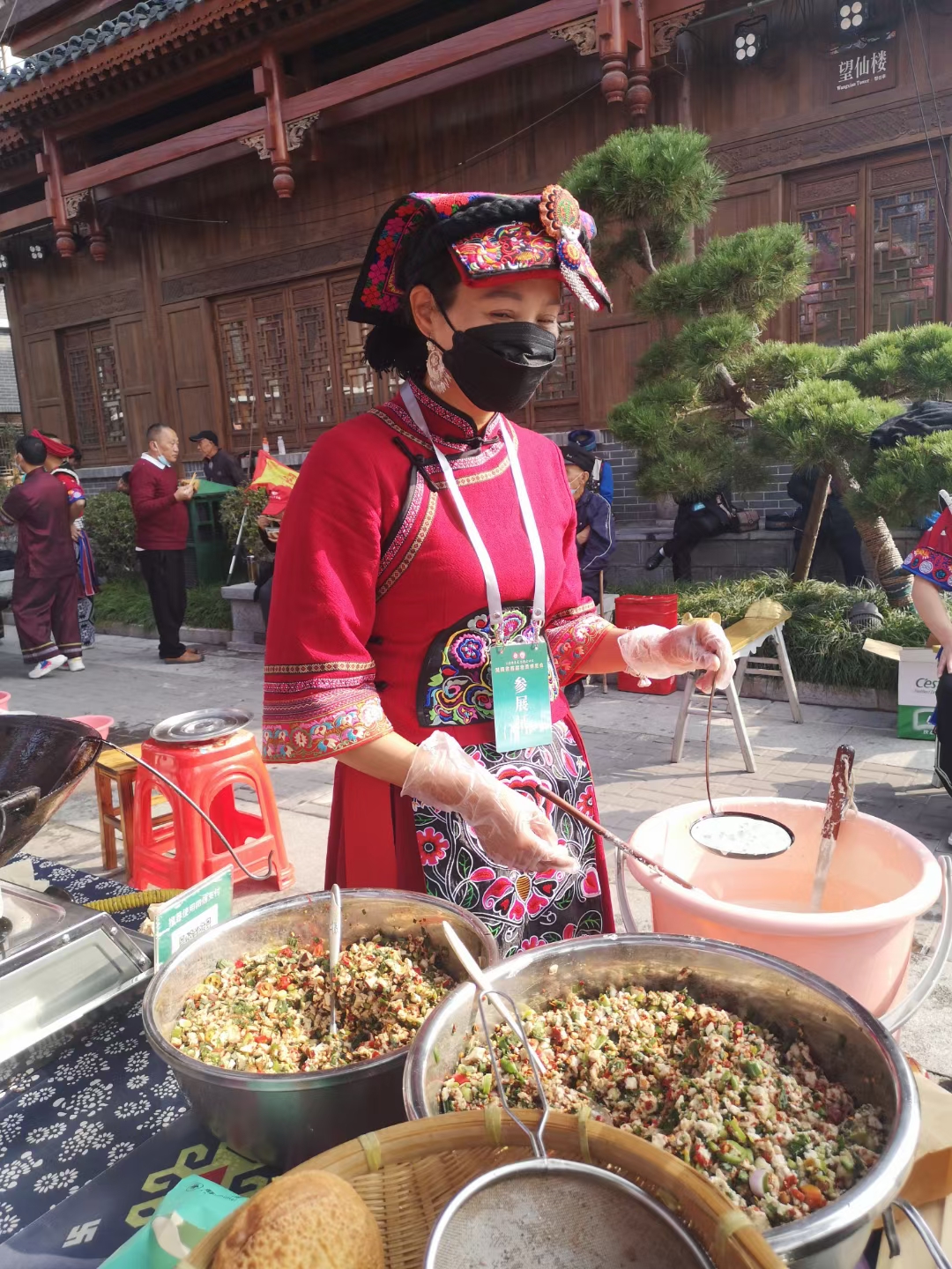 张家界油粑粑:十足的儿时味道
